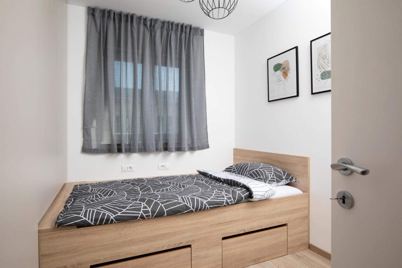 Meraviglia Residence Пула Екстер'єр фото